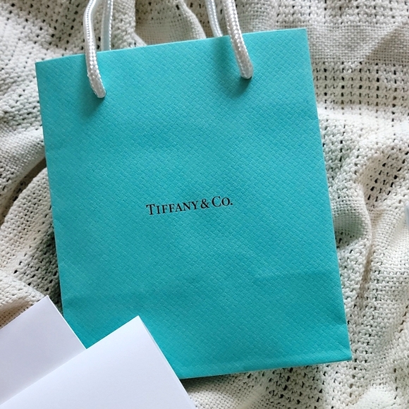 Tiffany & Co Accessory Gift Box w card, brand wrapping paper, shopping paper - Picture 3 of 8